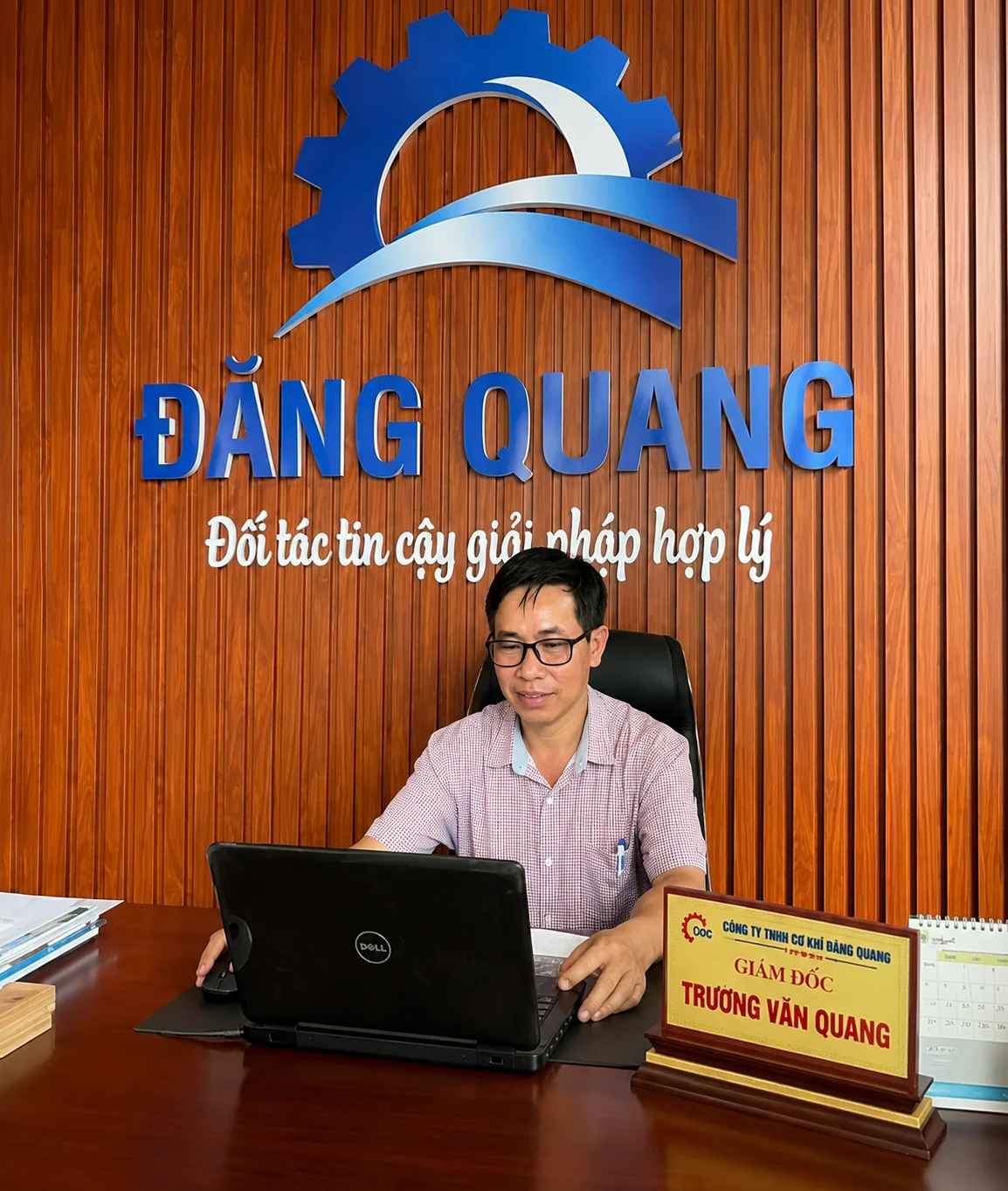 https://cokhidangquang.com/